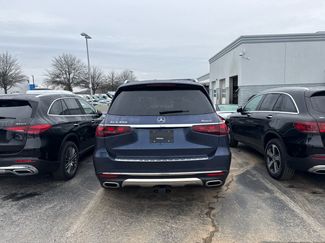 New 2026 Mercedes-Benz GLS 450 4MATIC video 3