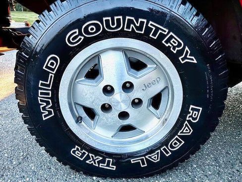 Used 1989 Jeep Wrangler Laredo image 14