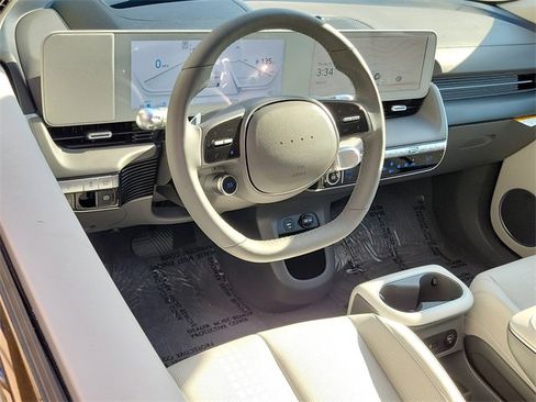 New 2024 Hyundai Ioniq 5 Limited image 3