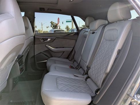 Used 2021 Audi SQ8 Premium Plus w/ SQ8 Black Optic Package image 14