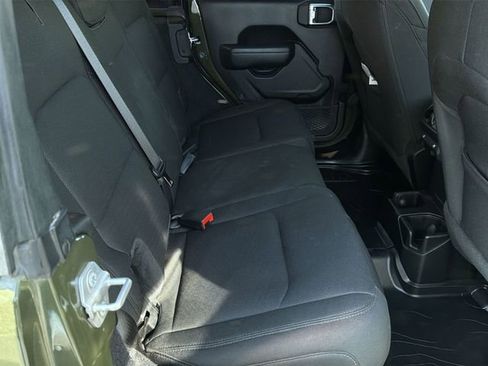 Used 2022 Jeep Wrangler Unlimited Sport image 36