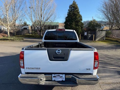 Used 2006 Nissan Frontier XE w/ (G01) XE Preferred Pkg image 10