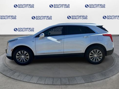 Used 2018 Cadillac XT5 Luxury w/ Driver Awareness Package image 3