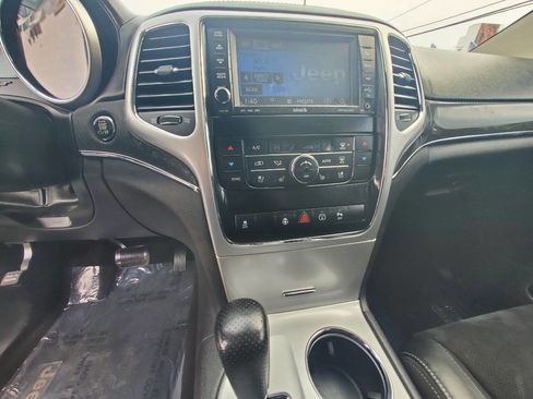 Used 2013 Jeep Grand Cherokee SRT8 image 19