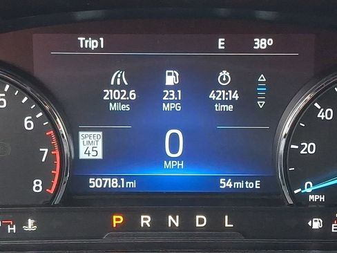 Used 2022 Ford Explorer XLT w/ Equipment Group 202A image 21