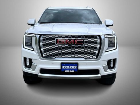 Used 2023 GMC Yukon XL Denali w/ Denali Reserve Package AWD/4WD image 2