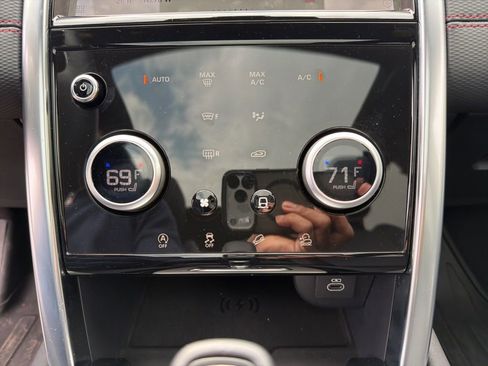 Used 2023 Land Rover Discovery Sport SE R-Dynamic AWD/4WD image 24