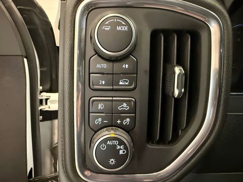 Used 2020 Chevrolet Silverado 1500 RST w/ All-Star Edition AWD/4WD image 16
