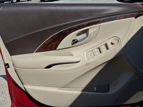 Used 2014 Buick LaCrosse Leather image 13