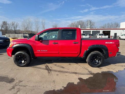 Used 2012 Nissan Titan SV image 2