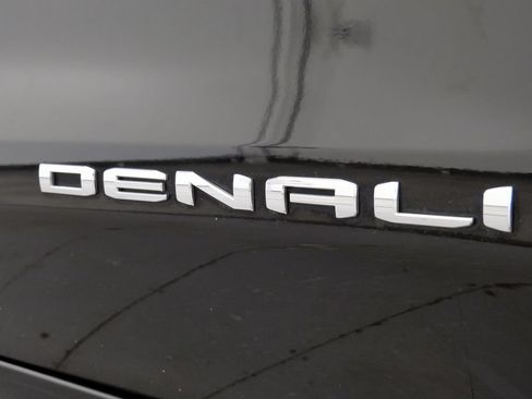 Used 2022 GMC Sierra 1500 Denali w/ Denali Reserve Package AWD/4WD image 10
