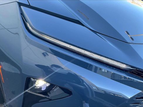 Used 2025 Toyota Crown Signia Limited image 28