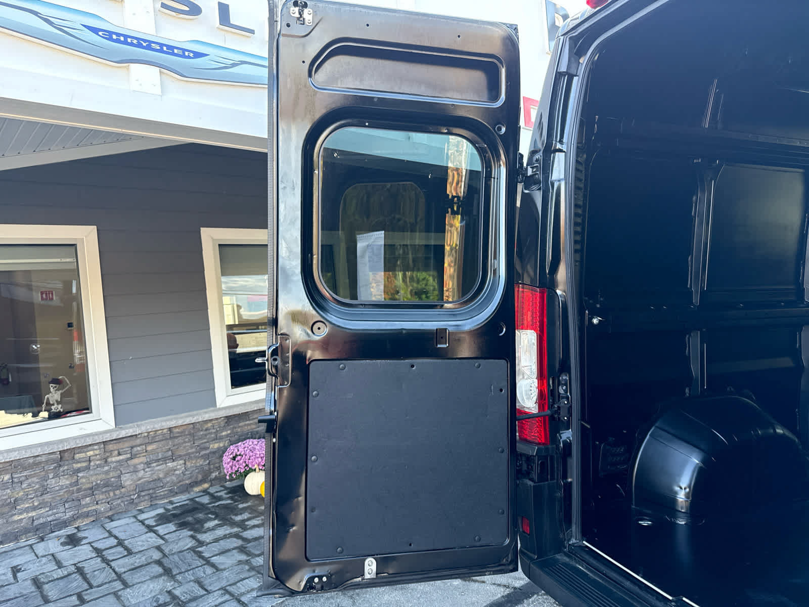 Used 2023 RAM ProMaster 2500 FWD image 21