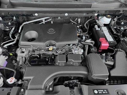 Used 2024 Toyota RAV4 Adventure image 21