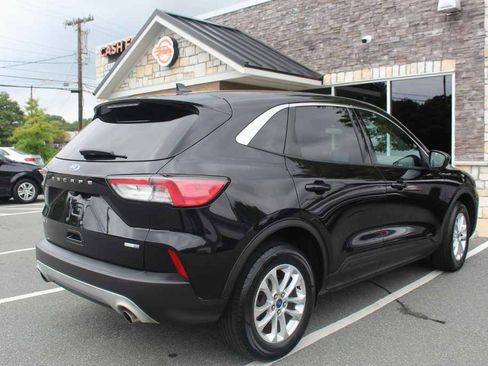 Used 2020 Ford Escape SE AWD/4WD image 5