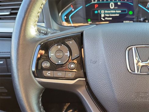 Used 2024 Honda Odyssey Touring image 5