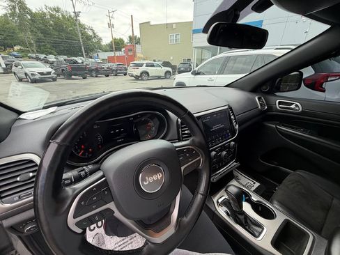 Used 2021 Jeep Grand Cherokee Laredo X AWD/4WD image 21