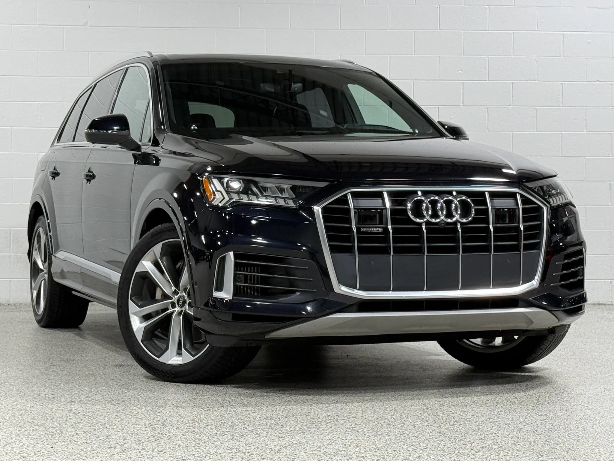 Used 2020 Audi Q7 3.0T Prestige AWD/4WD image 4