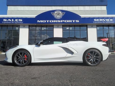 Used 2023 Chevrolet Corvette Stingray Premium Conv w/ Z51 Performance Package RWD image 1