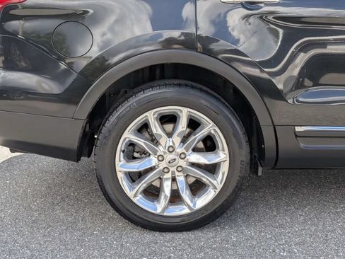 Used 2013 Ford Explorer XLT FWD image 13