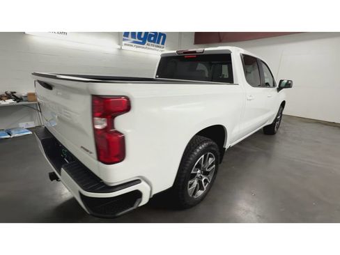 Used 2024 Chevrolet Silverado 1500 RST AWD/4WD image 8