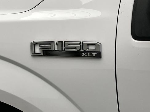 Used 2020 Ford F150 XLT w/ Equipment Group 302A Luxury AWD/4WD image 34