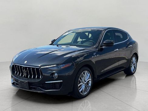 Used 2022 Maserati Levante GT AWD/4WD image 3