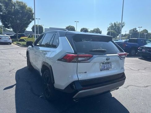 Used 2023 Toyota RAV4 XSE AWD/4WD image 7
