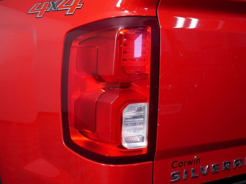 Used 2016 Chevrolet Silverado 1500 LTZ w/ Sport Package AWD/4WD image 11