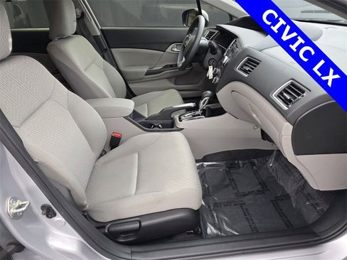 Used 2015 Honda Civic LX image 28
