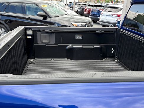Used 2024 Toyota Tacoma Limited w/ Limited Package (LT) AWD/4WD image 7