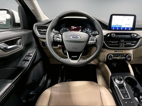 Used 2022 Ford Escape SEL AWD/4WD image 10