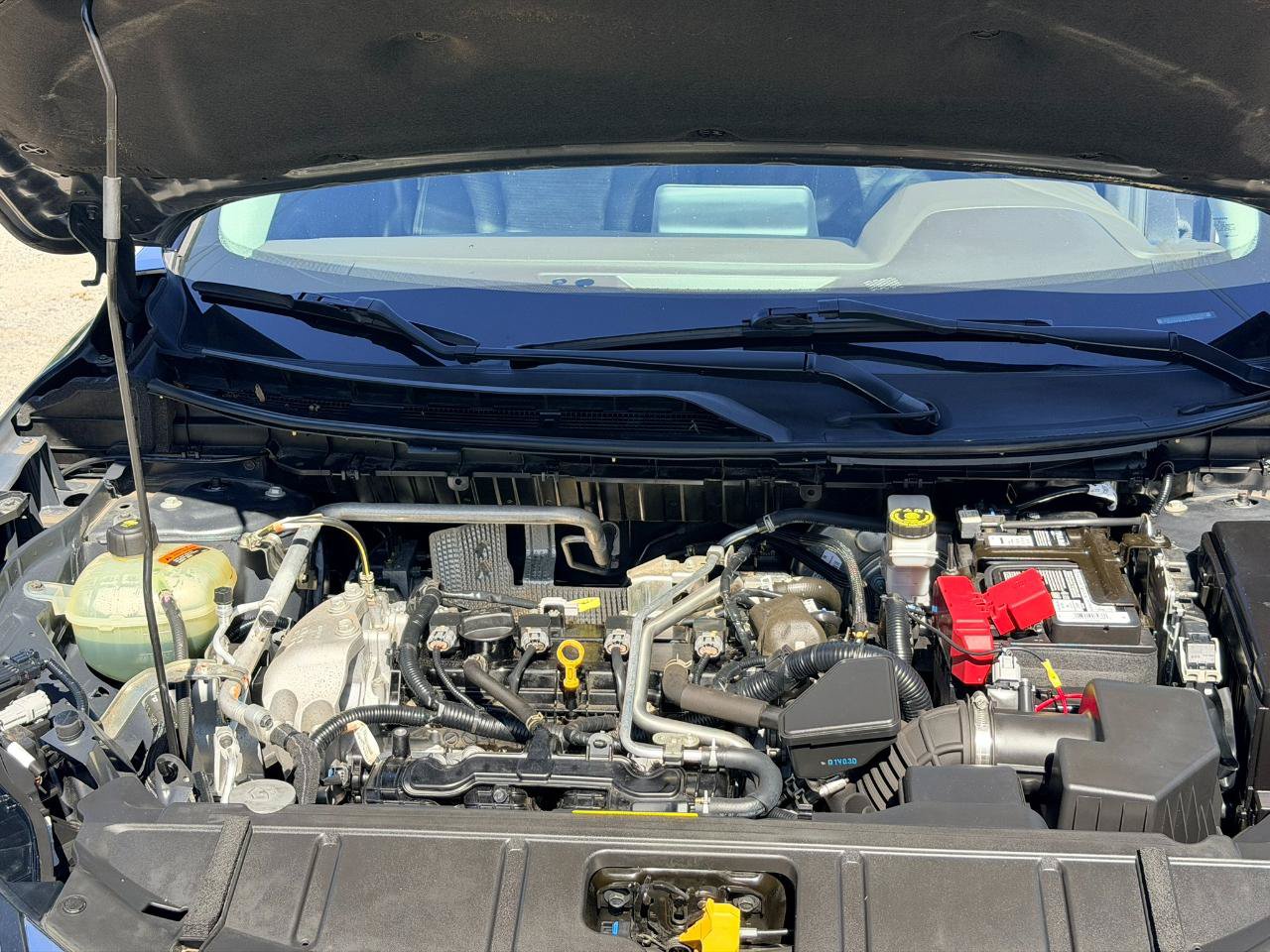 Used 2021 Nissan Rogue SV FWD image 23