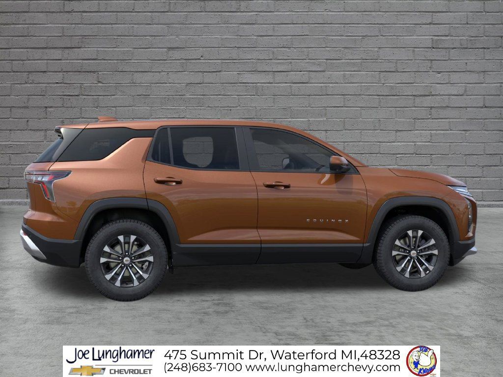 New 2027 Chevrolet Equinox LT w/ Safety and Technology Package FWD image 5