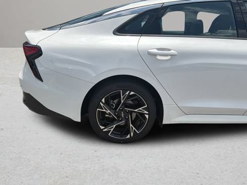 Used 2025 Kia K5 GT-Line w/ GT-Line Premium Package FWD image 37