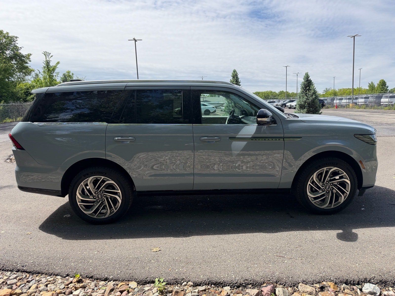 New 2026 Lincoln Navigator Reserve AWD/4WD image 6