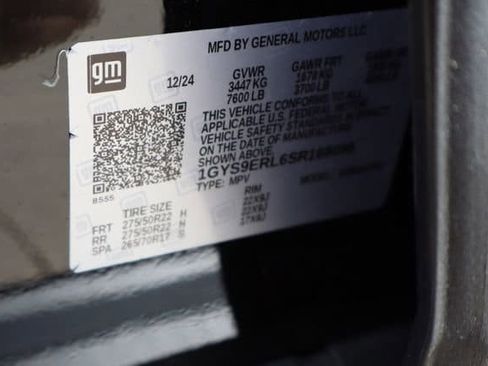 Used 2025 Cadillac Escalade Sport AWD/4WD image 37