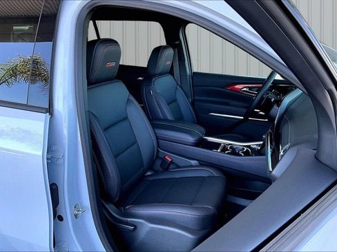 New 2026 Chevrolet Traverse Z71 w/ Enhanced Driving Package AWD/4WD image 5