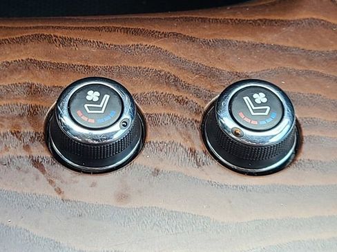 Used 2020 Nissan Pathfinder Platinum image 28