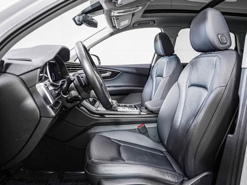 Used 2023 Audi Q7 2.0T Premium w/ Convenience Package image 11