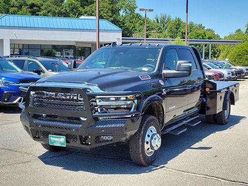 New 2026 RAM 3500 Big Horn w/ Laramie Trim Package AWD/4WD image 3