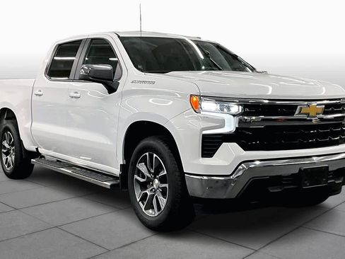 Used 2023 Chevrolet Silverado 1500 LT image 2