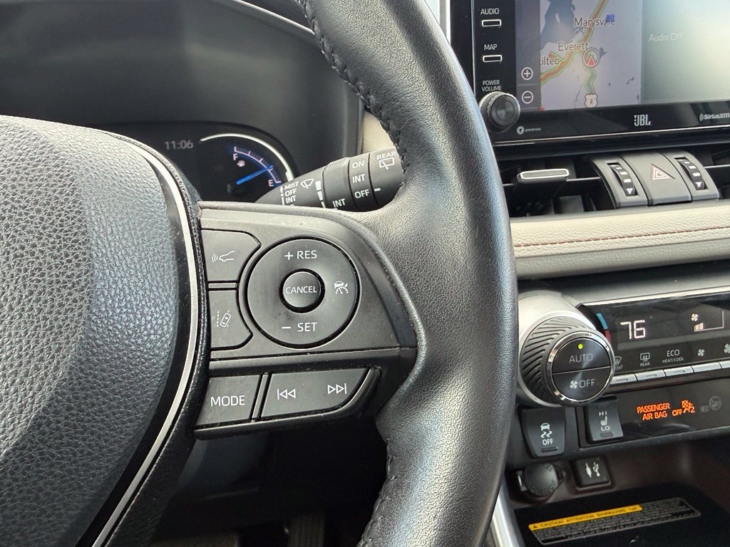 Used 2019 Toyota RAV4 Limited AWD/4WD image 30
