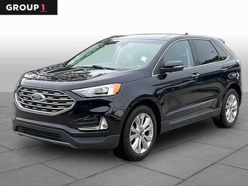 Used 2019 Ford Edge Titanium w/ Cold Weather Package AWD/4WD image 1