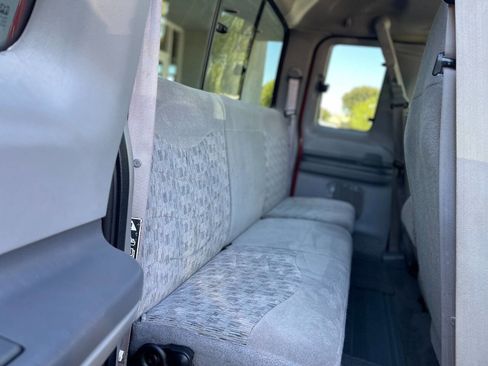 Used 2000 Ford F250 XLT image 55