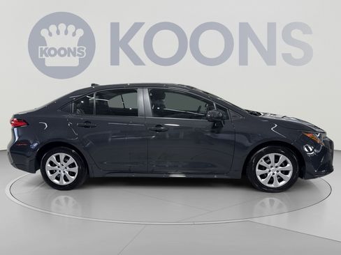 Used 2026 Toyota Corolla LE FWD image 12