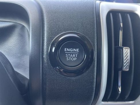 Used 2025 Ford Expedition Active RWD image 17