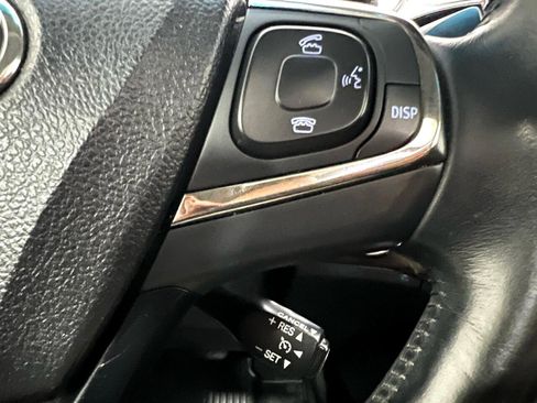 Used 2014 Toyota Avalon XLE Premium image 40