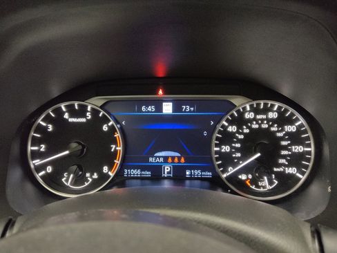 Used 2023 Nissan Altima 2.5 SV w/ SV Premium Package AWD/4WD image 23