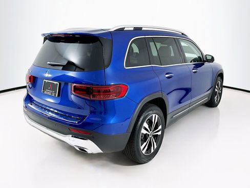 New 2026 Mercedes-Benz GLB 250 image 8